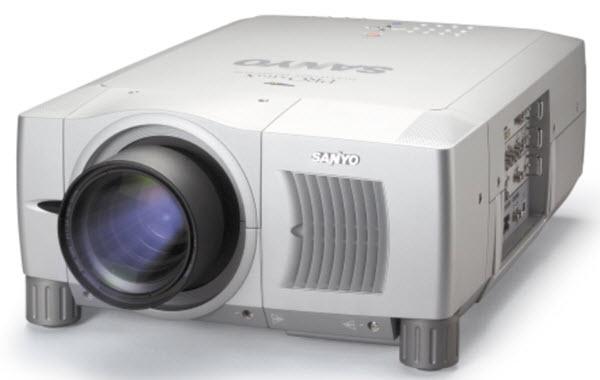Sanyo PLC-EF30N Projector
