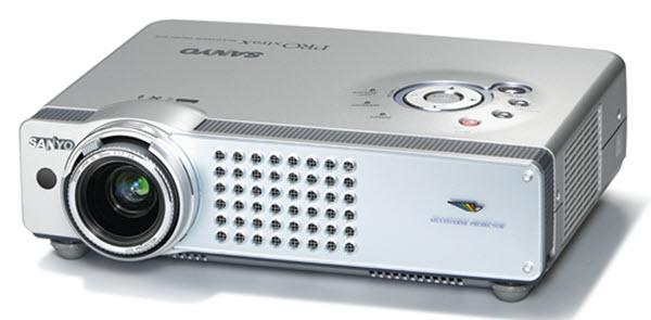 Sanyo PLC-SU50S Projector