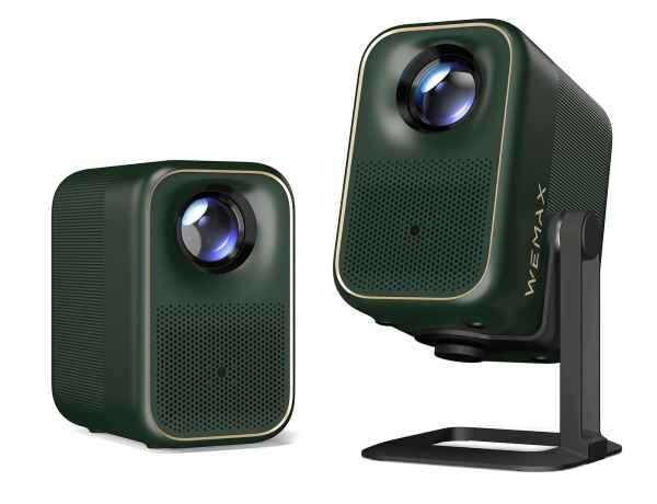 Wemax VP02 Projector front view