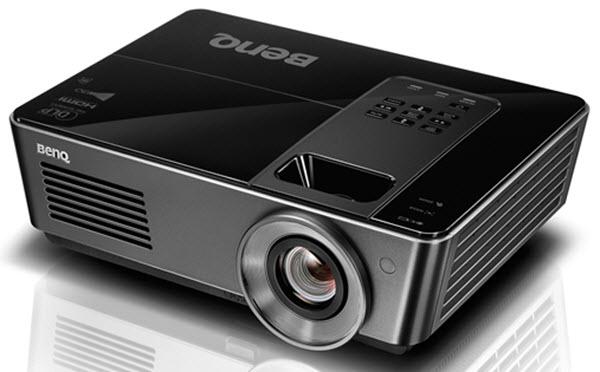 BenQ SH915 Projector front view